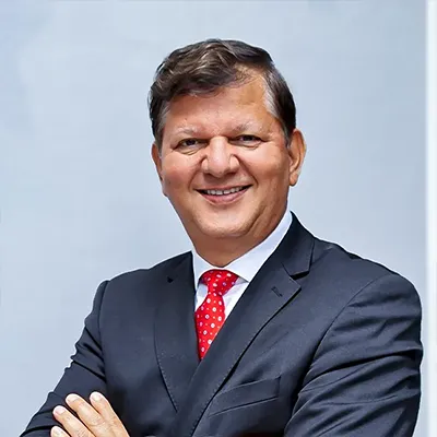 HM-Nairio-Augusto.webp